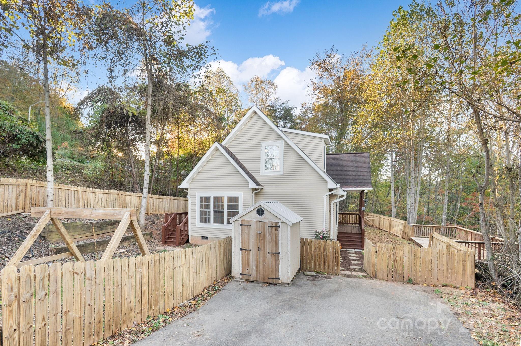 124 Sleepy Forest Drive