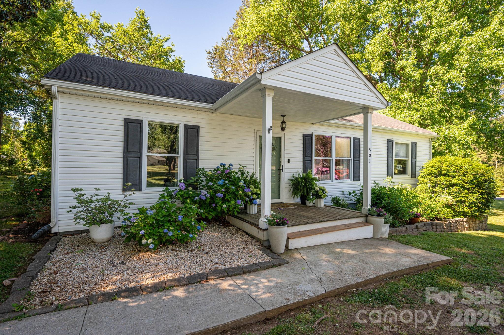 501 S 6th Street