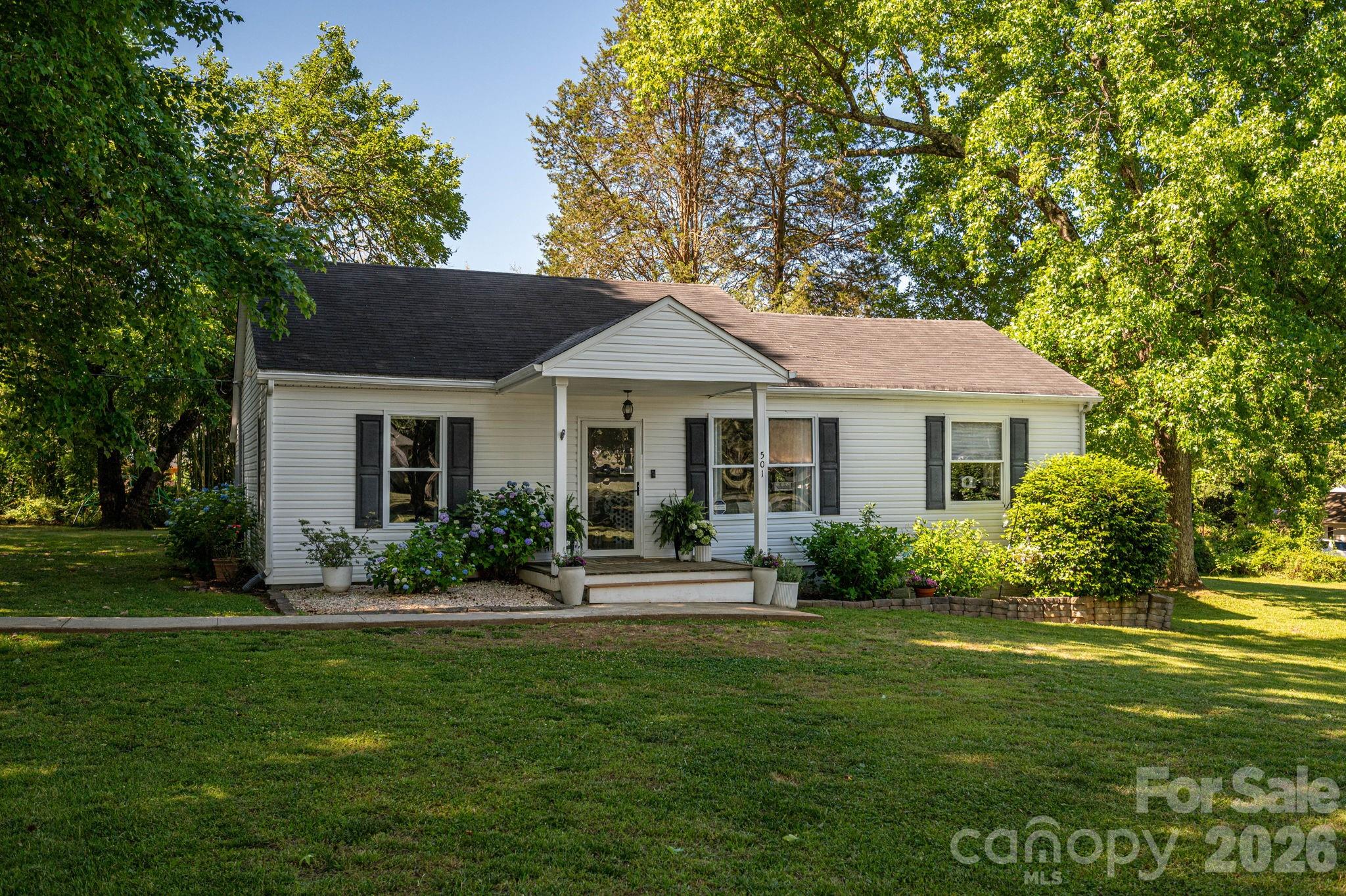 501 S 6th Street