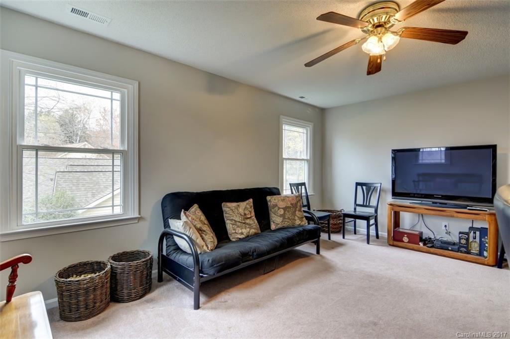 Windsor Woods - Residential