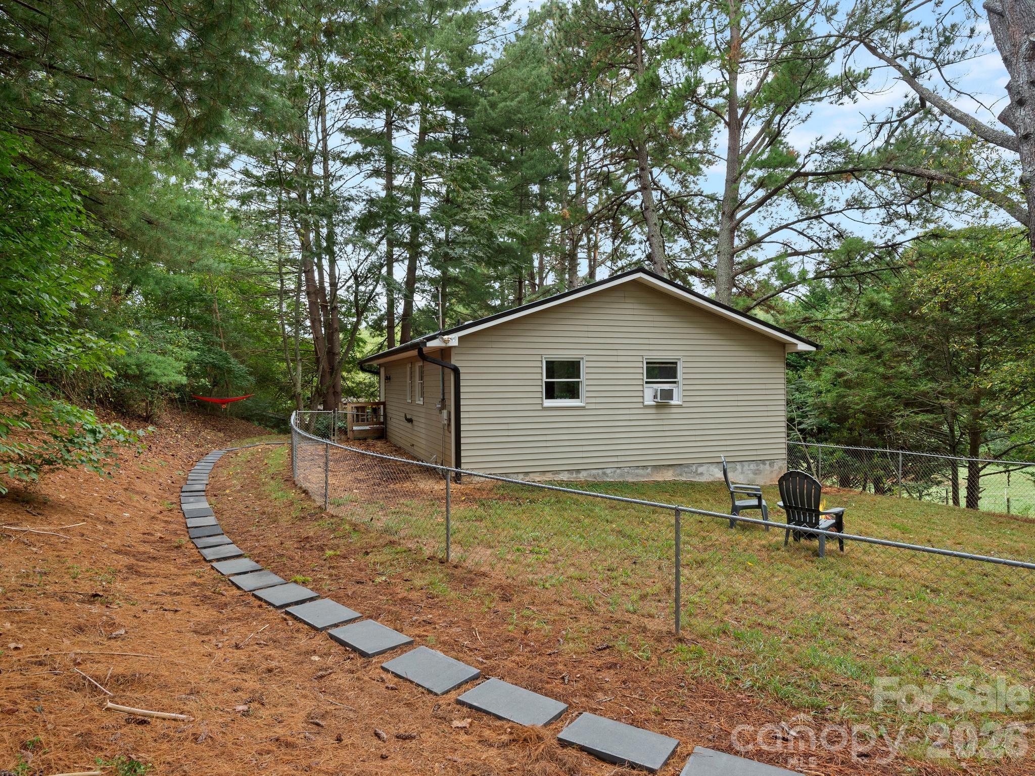 305 Youngs Cove Road
