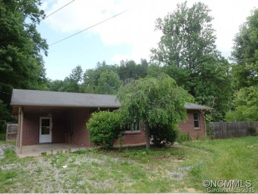 ANY BUYER WOULD BE LUCKY TO CALL THIS CHARMING BRICK RANCHER HOME!HAS BEEN COMPLETELY UPDATED WITH OAK FLOORS, TILE COUNTERTOPS, TILE BATHROOM, LARGE SEPERATE WORKSHOP/STUDIO AND A FENCED YARD. EASY ACCESS OFF STATE PAVED ROAD. HEAT SOURCE WAS A GAS FIREPLACE THAT WAS REMOVED.This is Reverse Mortgage REO, reason for default is death, subject to strict HUD guidelines meaning all properties are sold at listing price nothing less accepted.