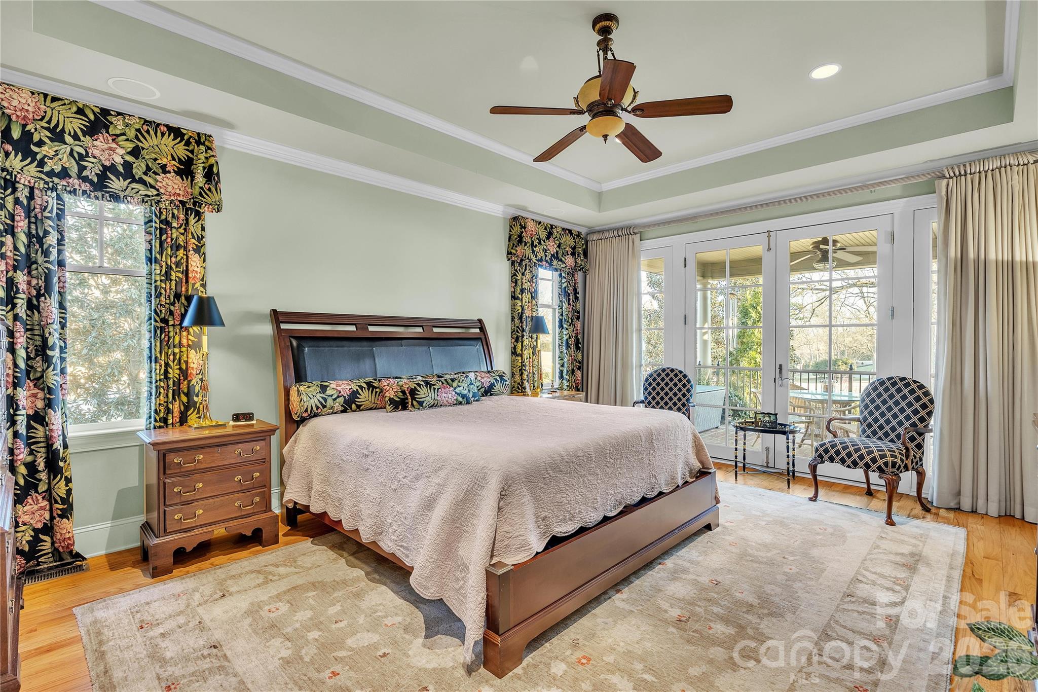 Country Club - Residential