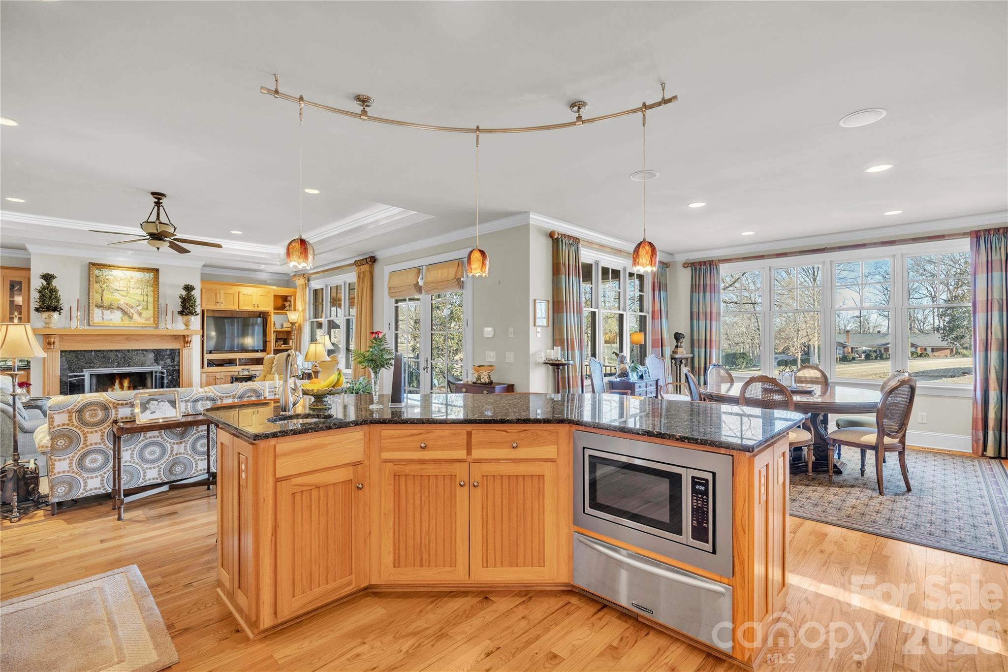 Country Club - Residential