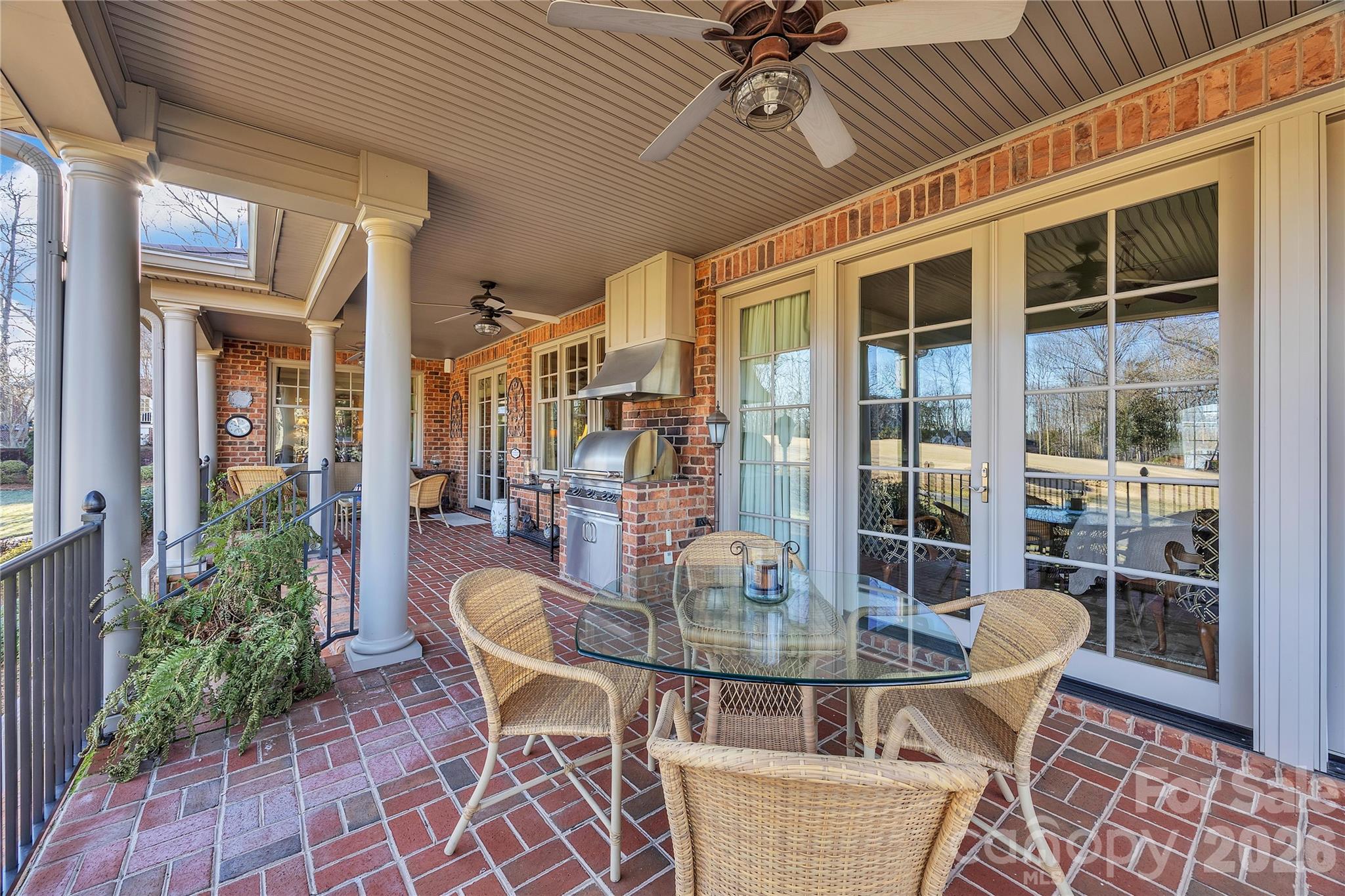 Country Club - Residential