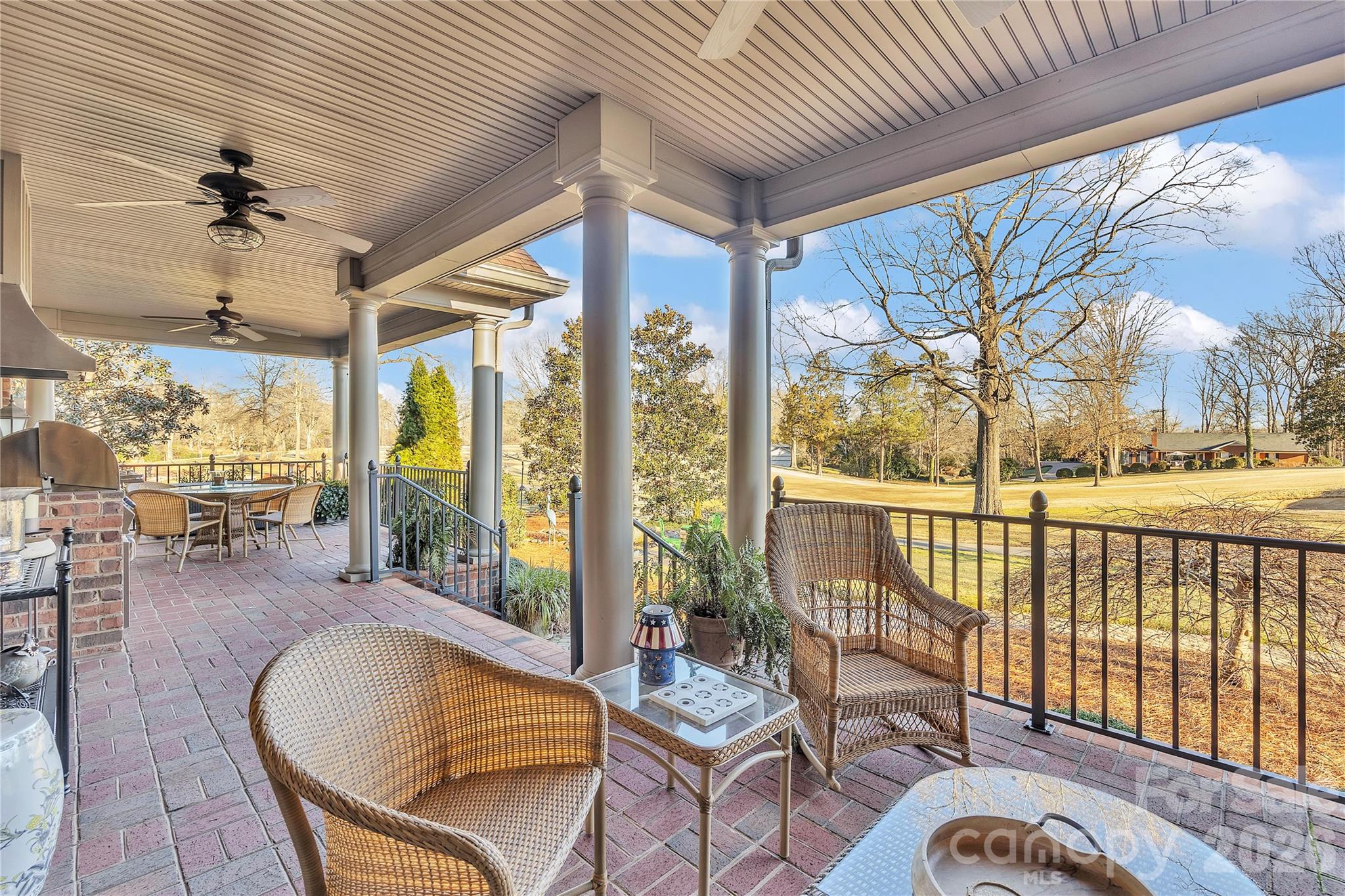 Country Club - Residential