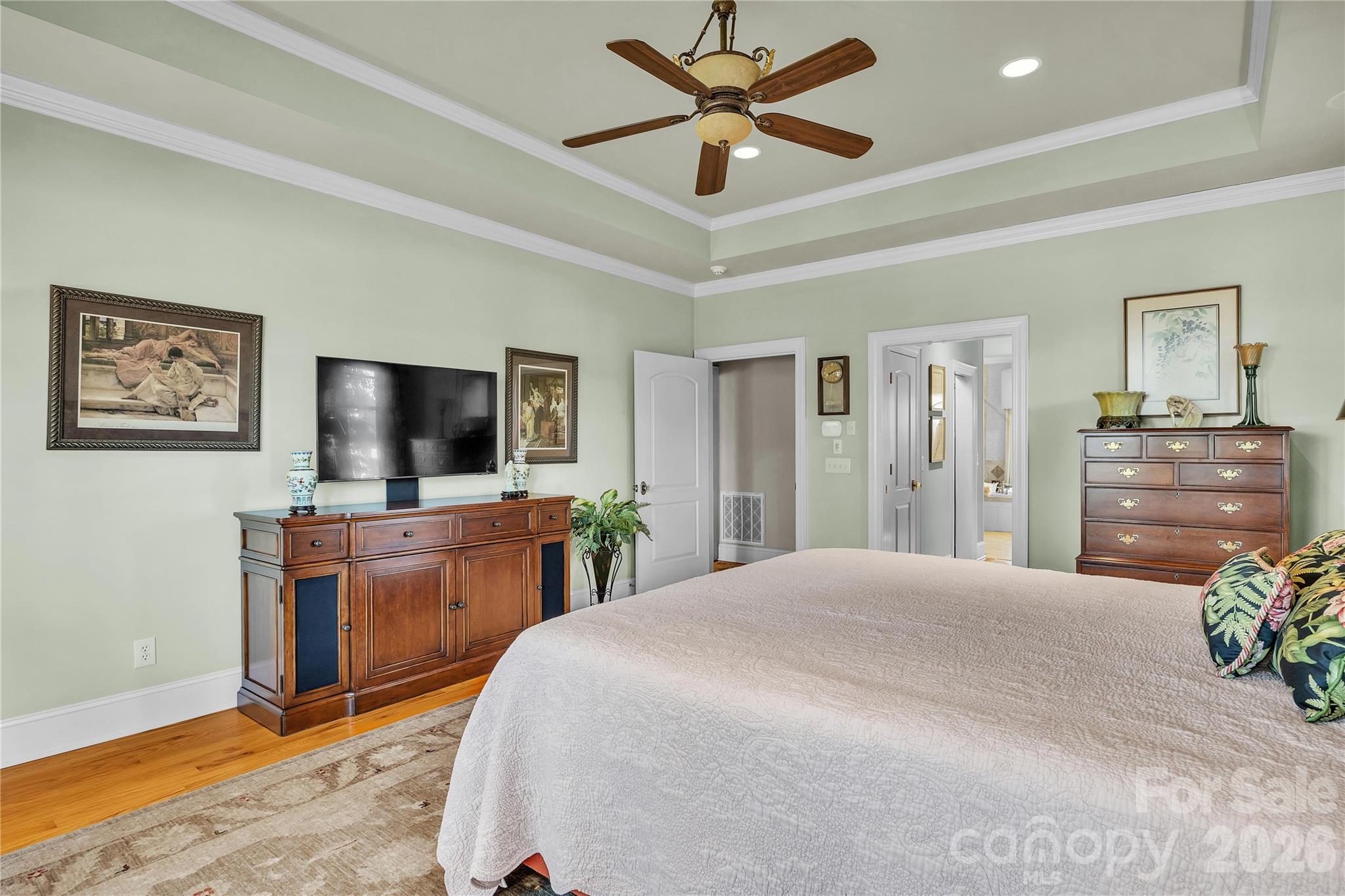 Country Club - Residential