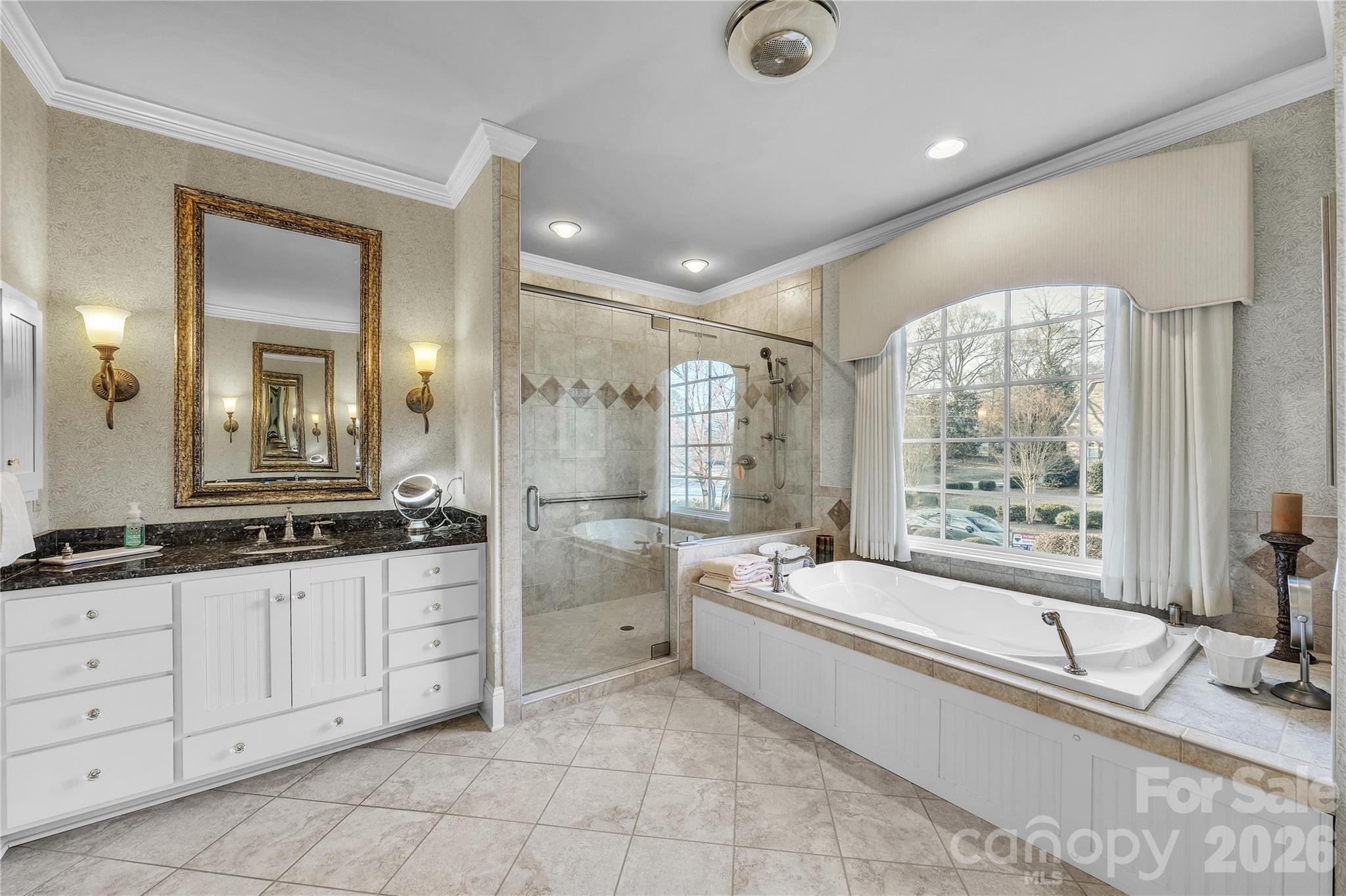 Country Club - Residential