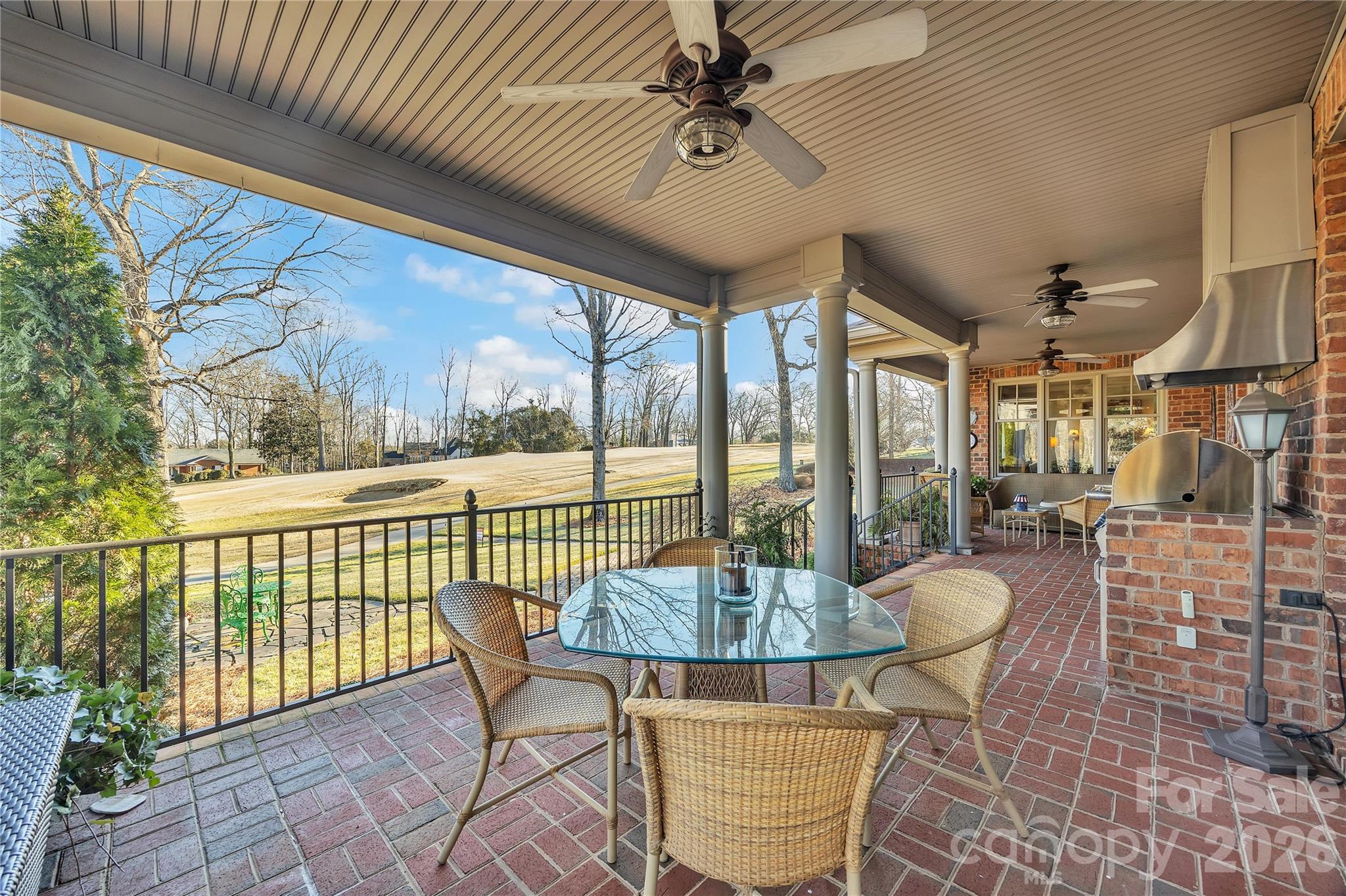 Country Club - Residential