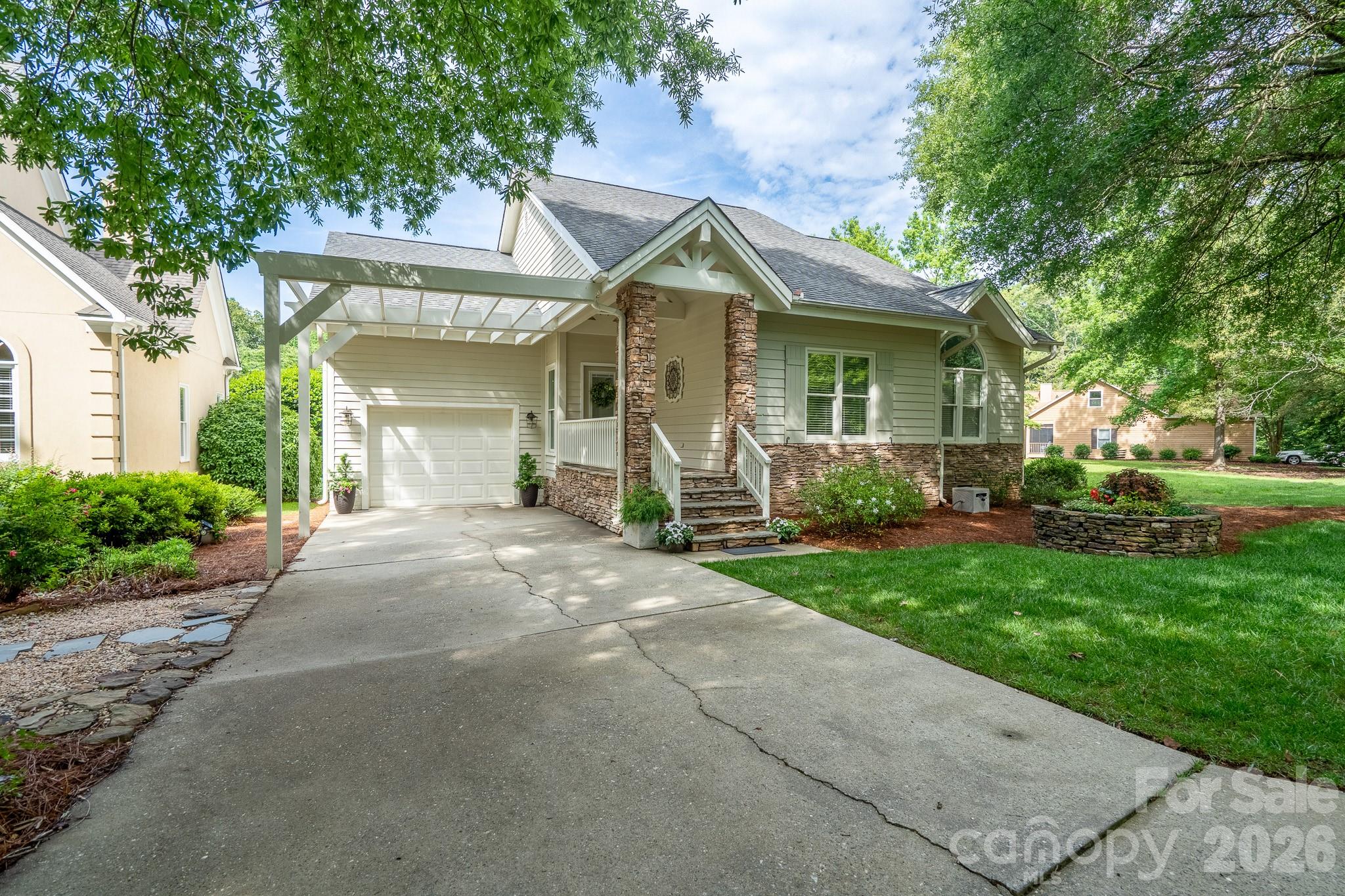Uwharrie Point - Residential