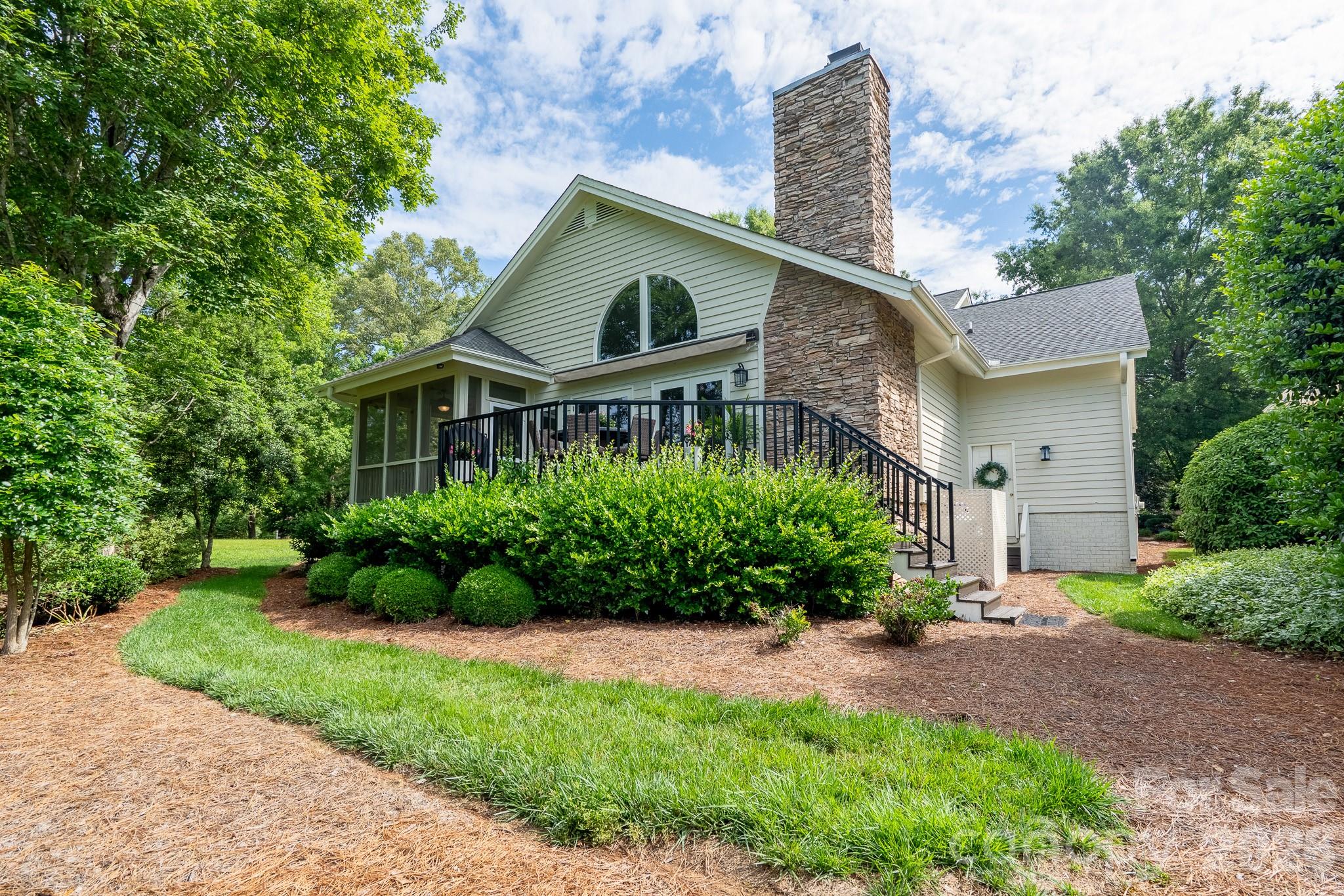 Uwharrie Point - Residential