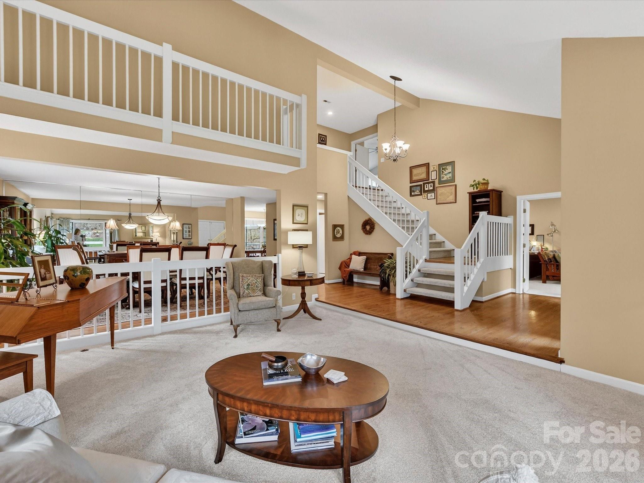 1109 Iverleigh Trail