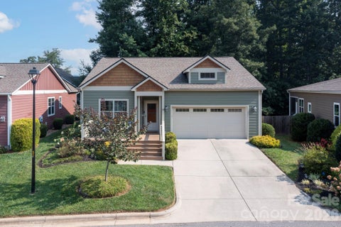 Photo of 10 Meeting Street, Asheville, NC 28803 (MLS # 4413434)