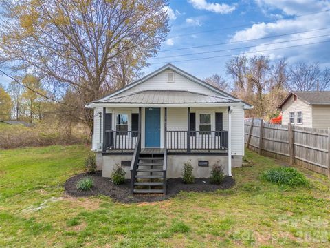 162 E Miller Street Spindale NC 28160