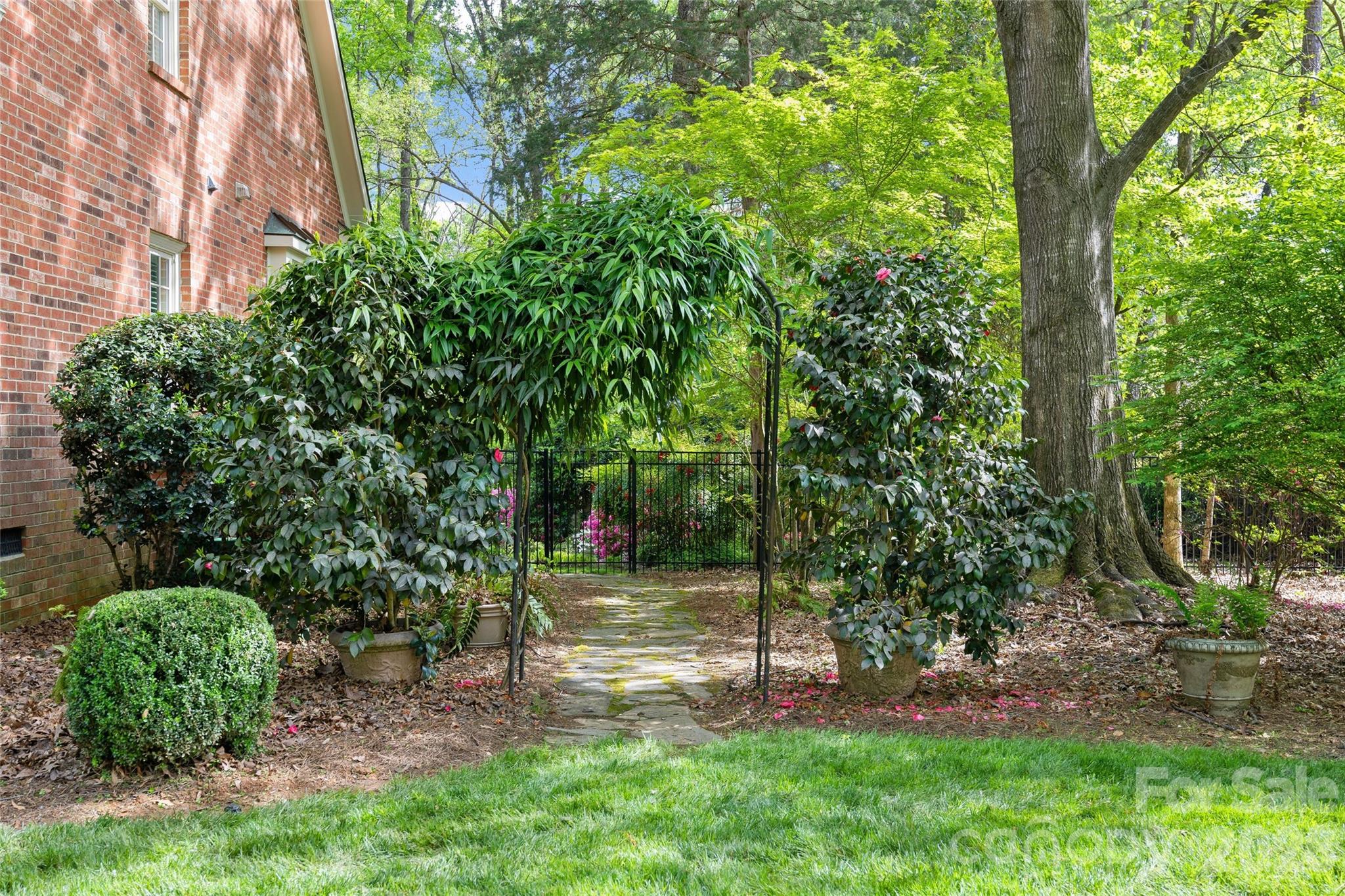 Carmel Estates West - Residential