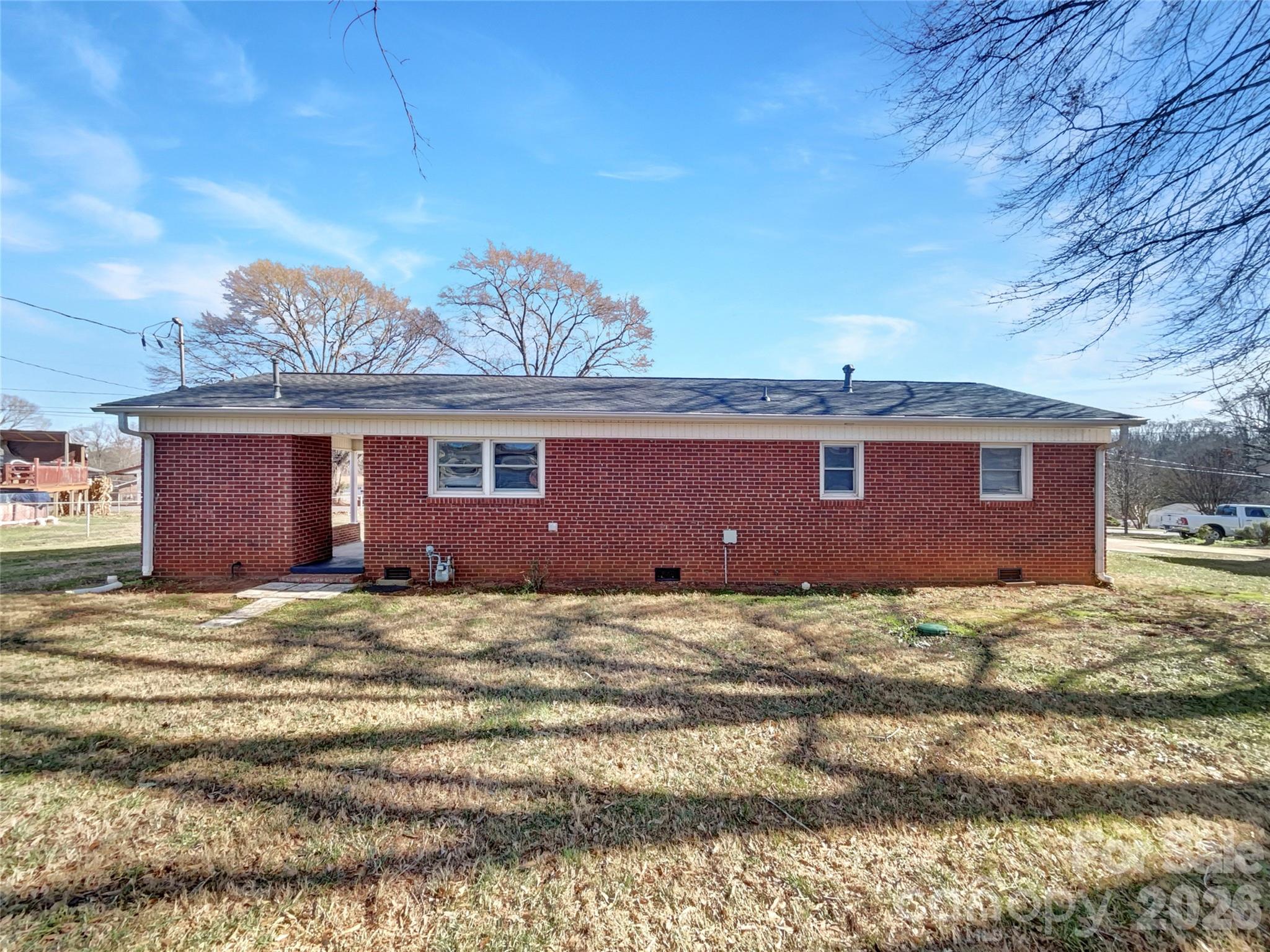 1913 Old English Drive