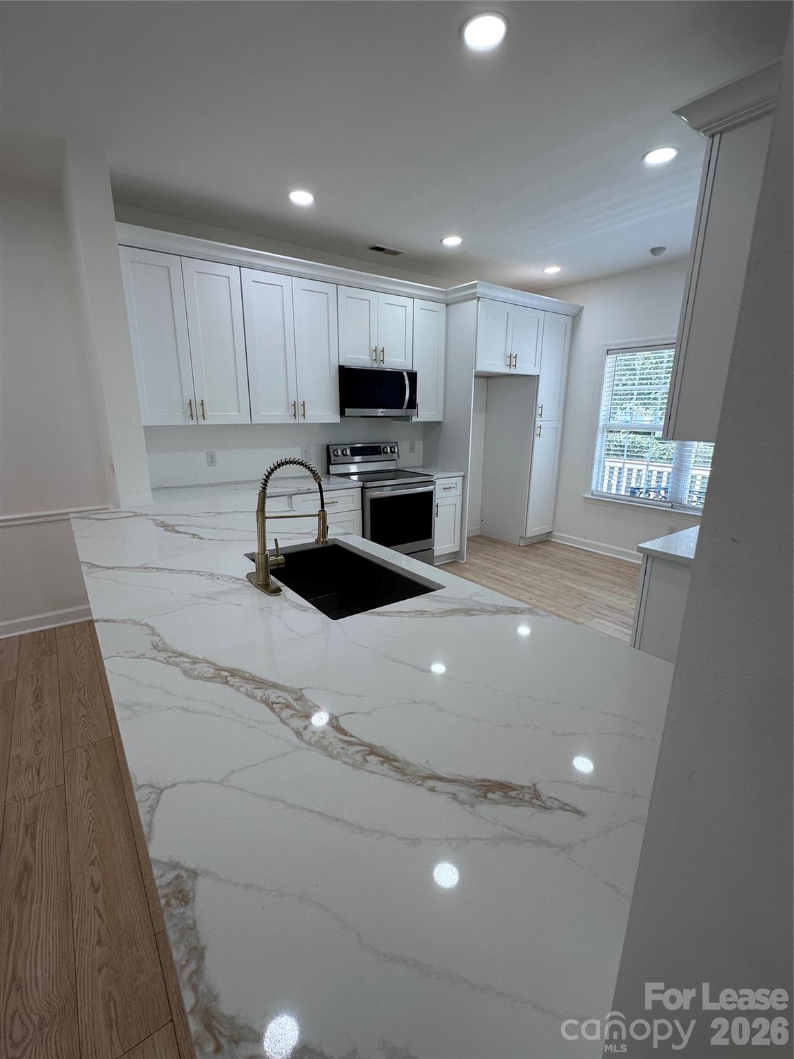 732 Inwood Hill Drive