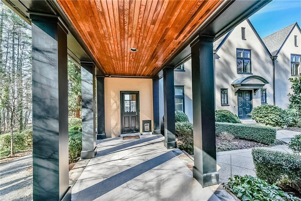 Malibu Pointe - Residential