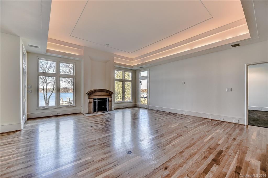 Malibu Pointe - Residential