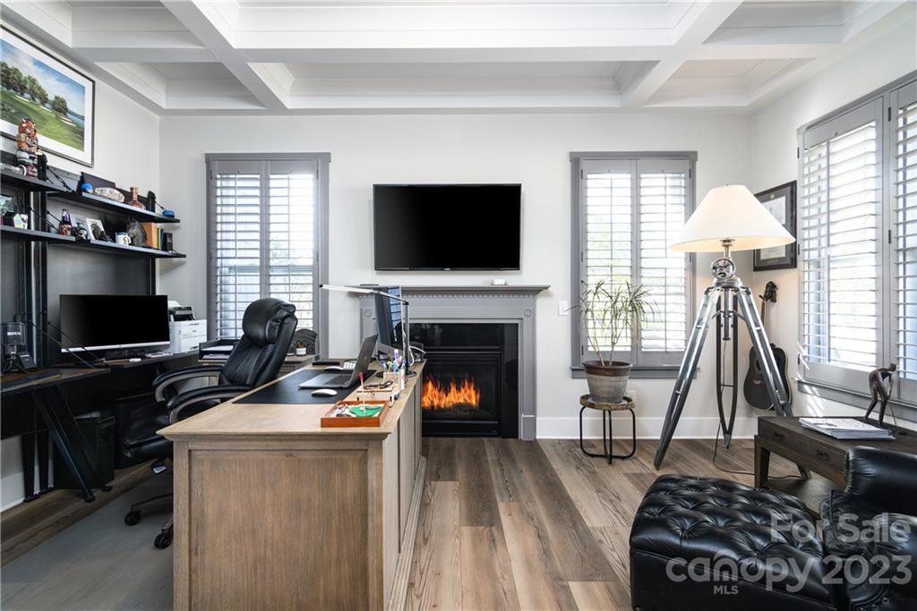 Lake Ridge - Residential