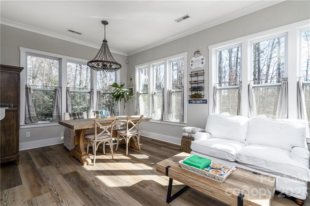 Lake Ridge - Residential