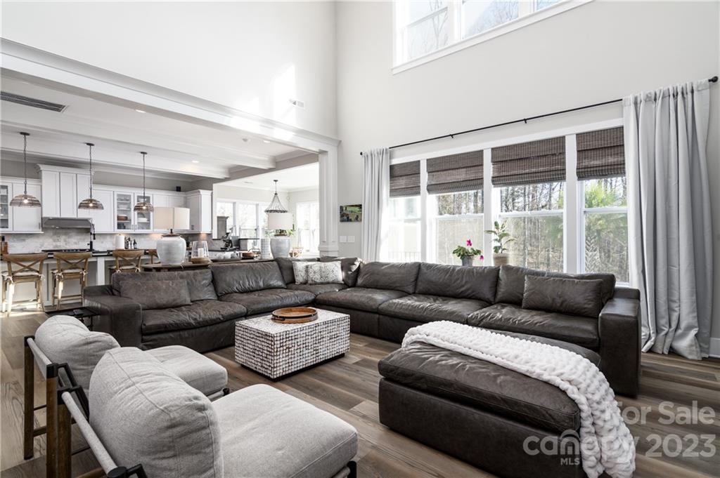 Lake Ridge - Residential