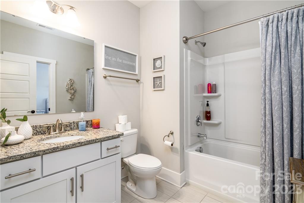 Lake Ridge - Residential