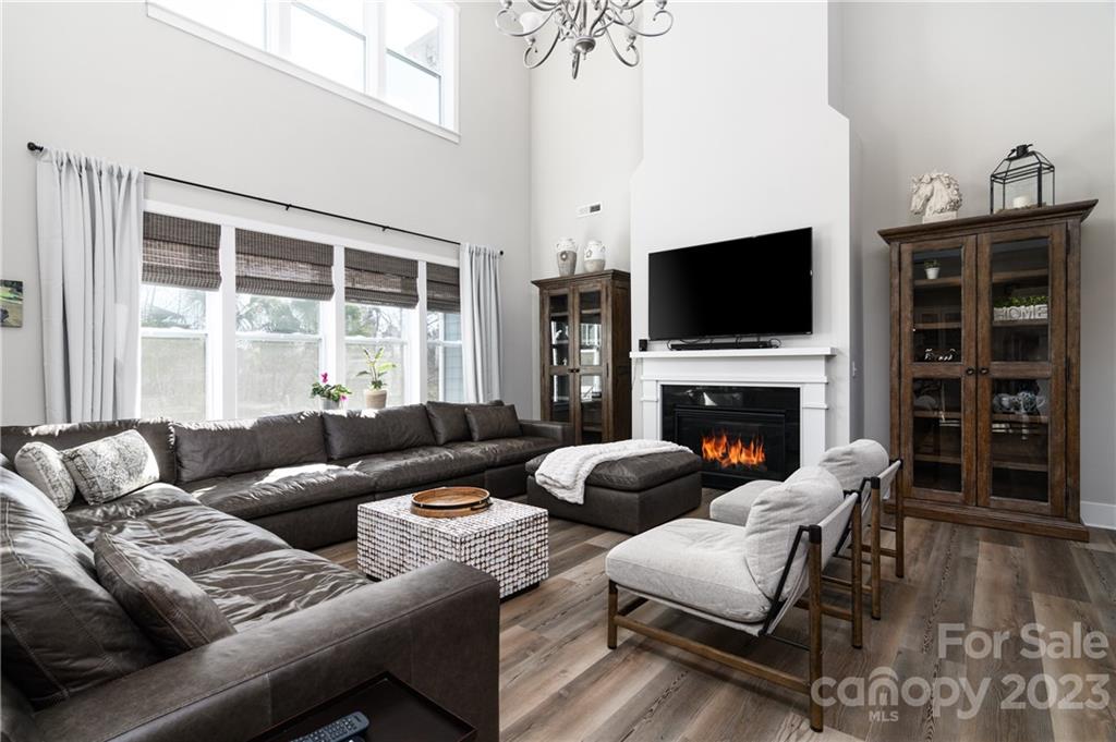 Lake Ridge - Residential