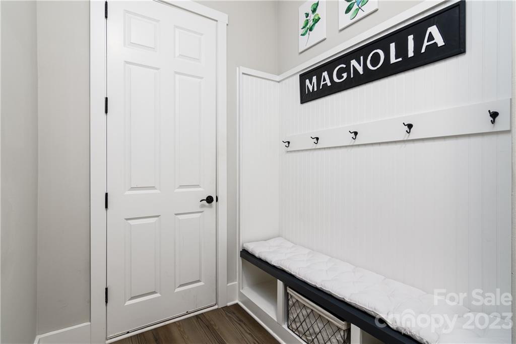 Lake Ridge - Residential