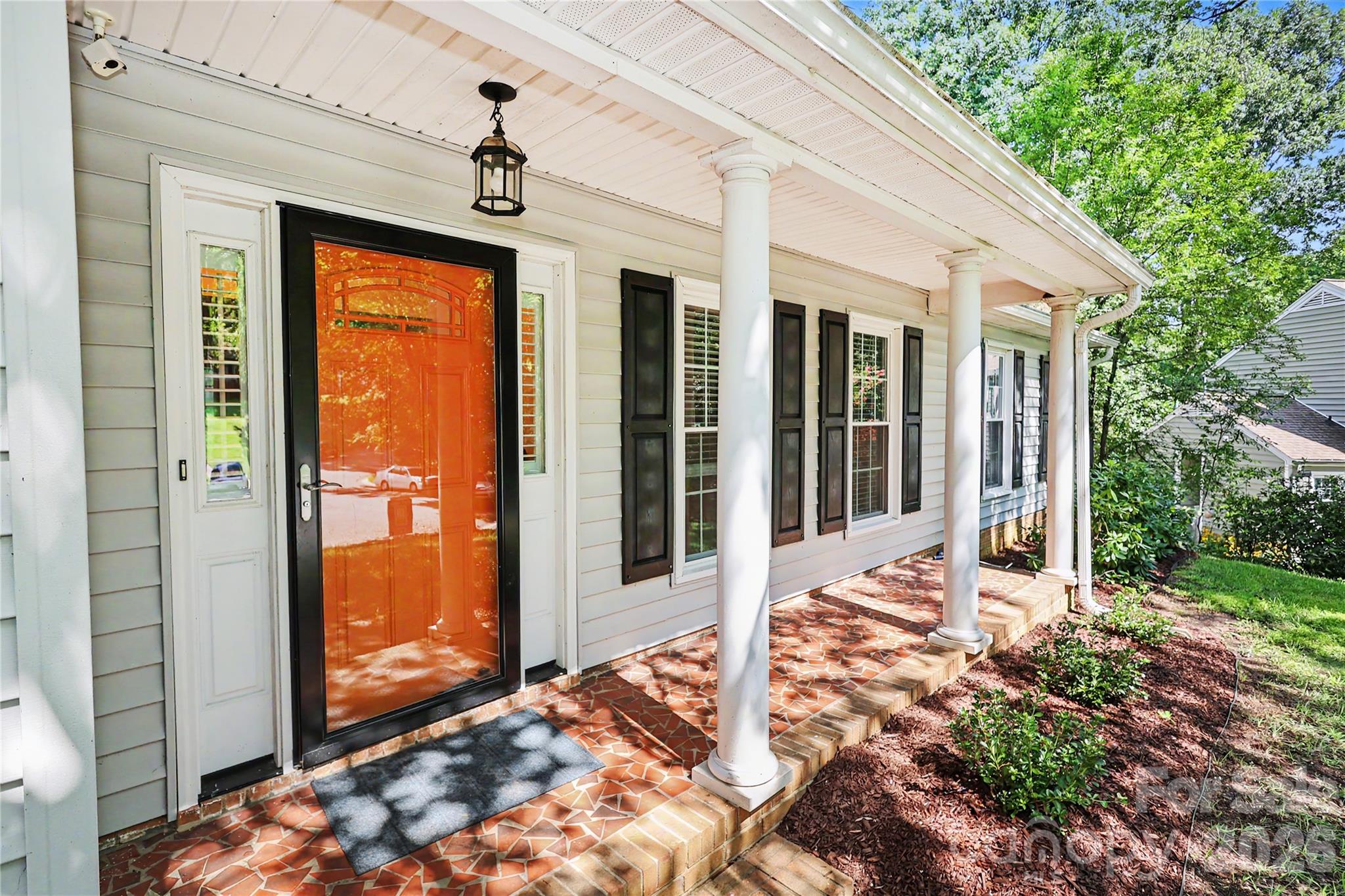 2701 Creekbed Lane