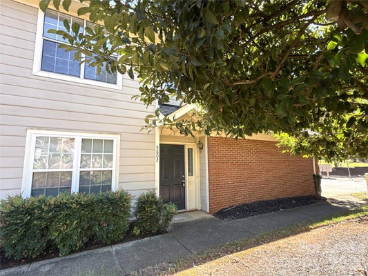 5803 AMITY SPRINGS DR, CHARLOTTE, NC 28212 - Image 09239bdef3e07b95d36778dde57dbb86/1521405467
