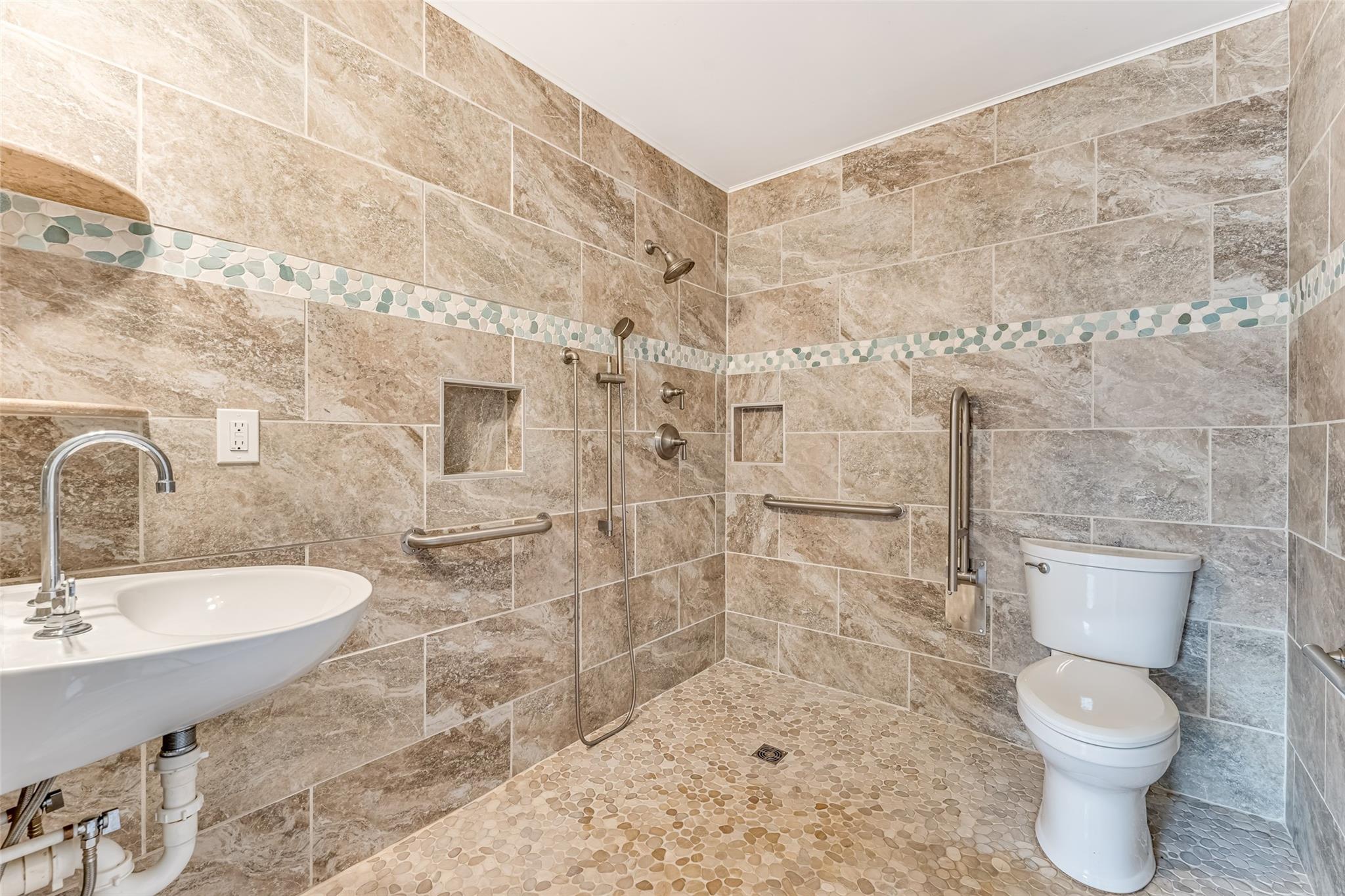 The Hills at Averys Creek - Residential