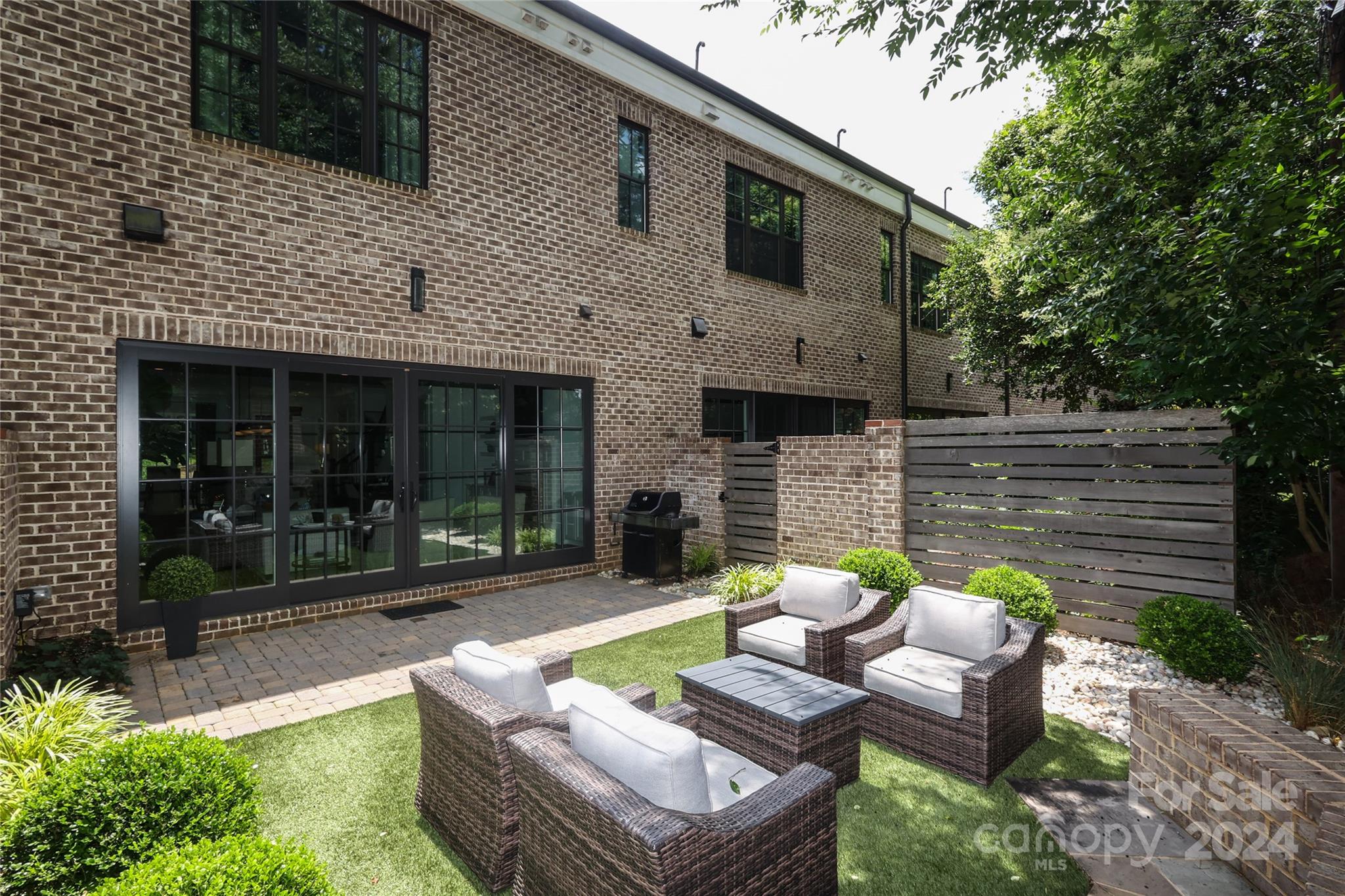 Myers Park - Residential