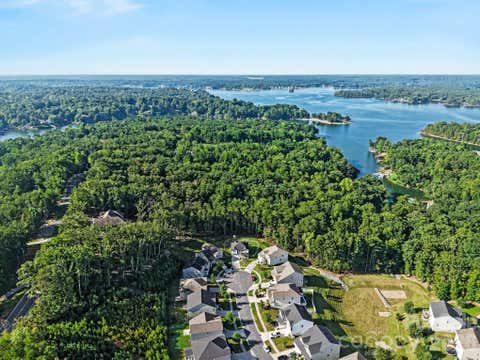 Photo of 16226 Fieldstone Trace, Charlotte, NC 28278 (MLS # 4415321)