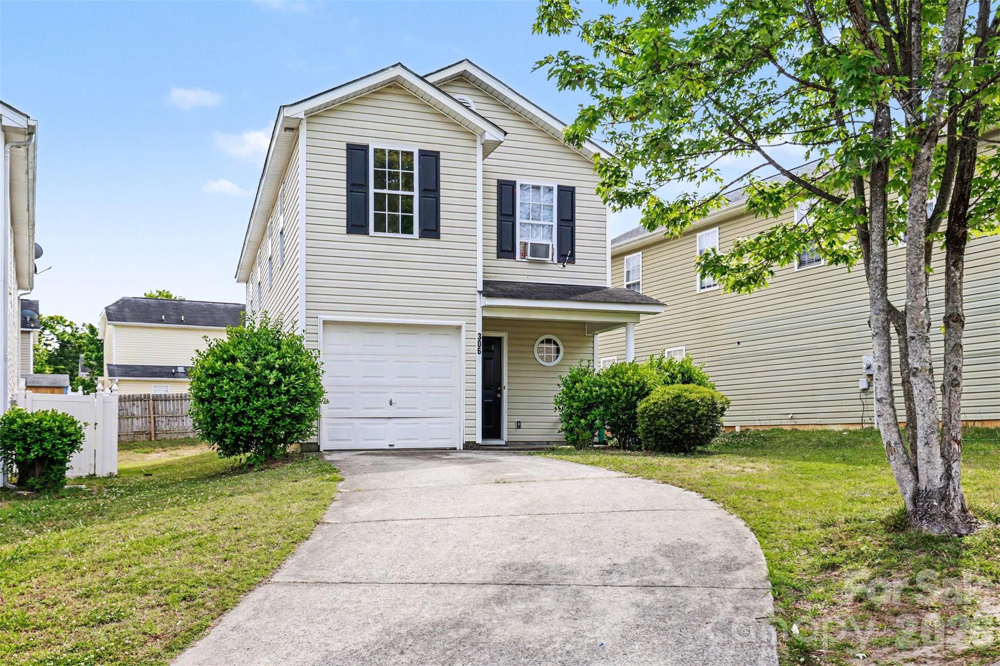 Reynolds Walk - Residential