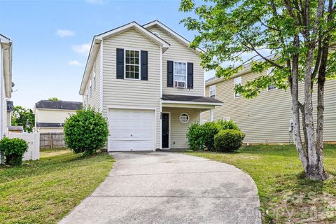 Photo of 306 Cayman Way, Charlotte, NC 28217 (MLS # 4379005)