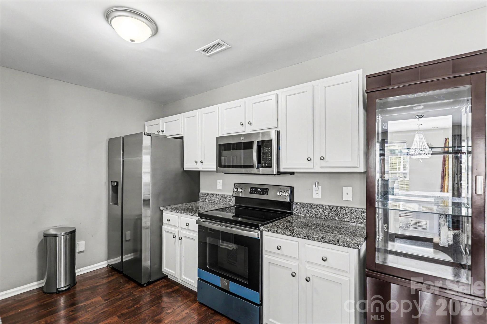 Reynolds Walk - Residential