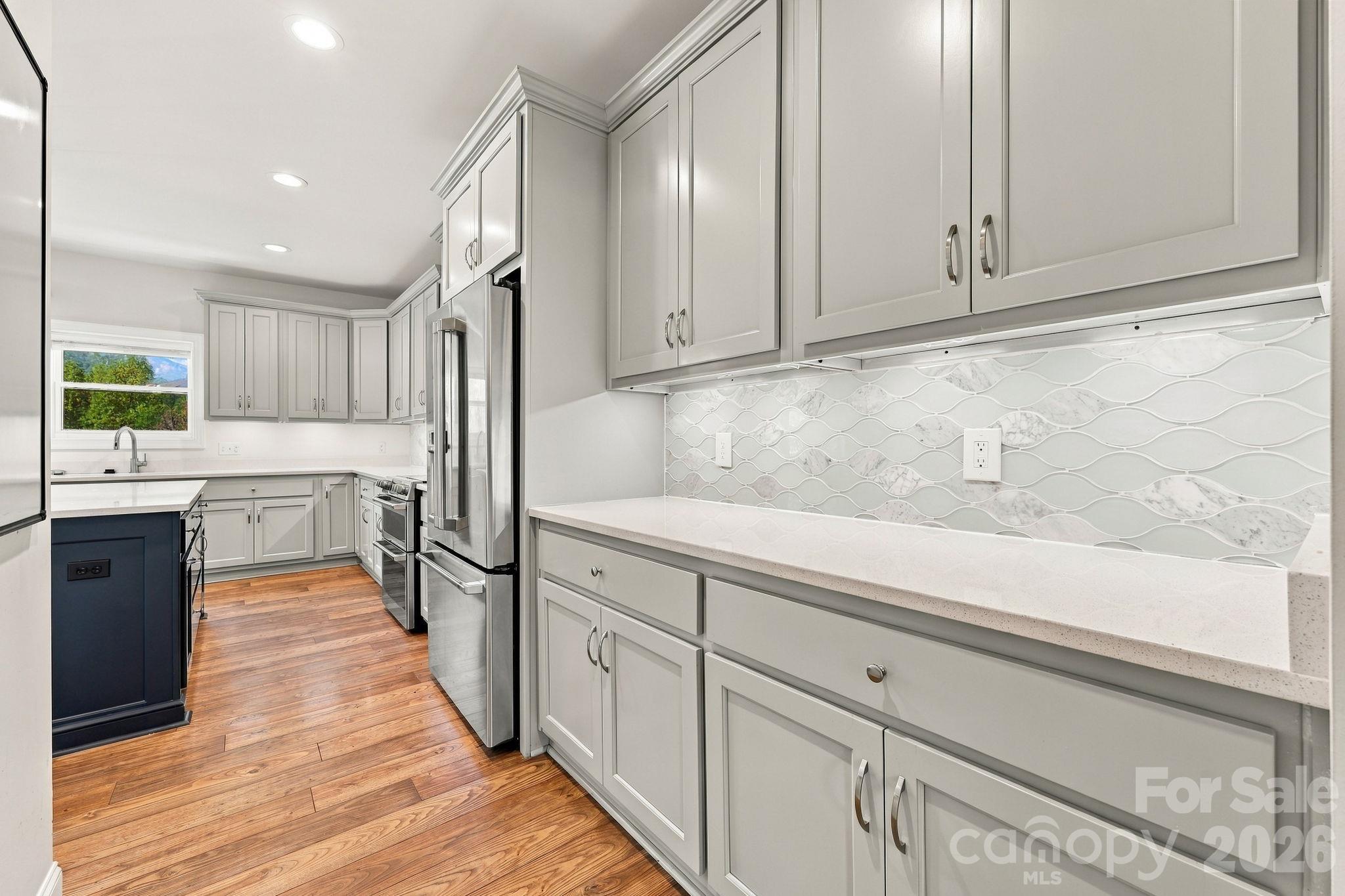 68 Rock View Court