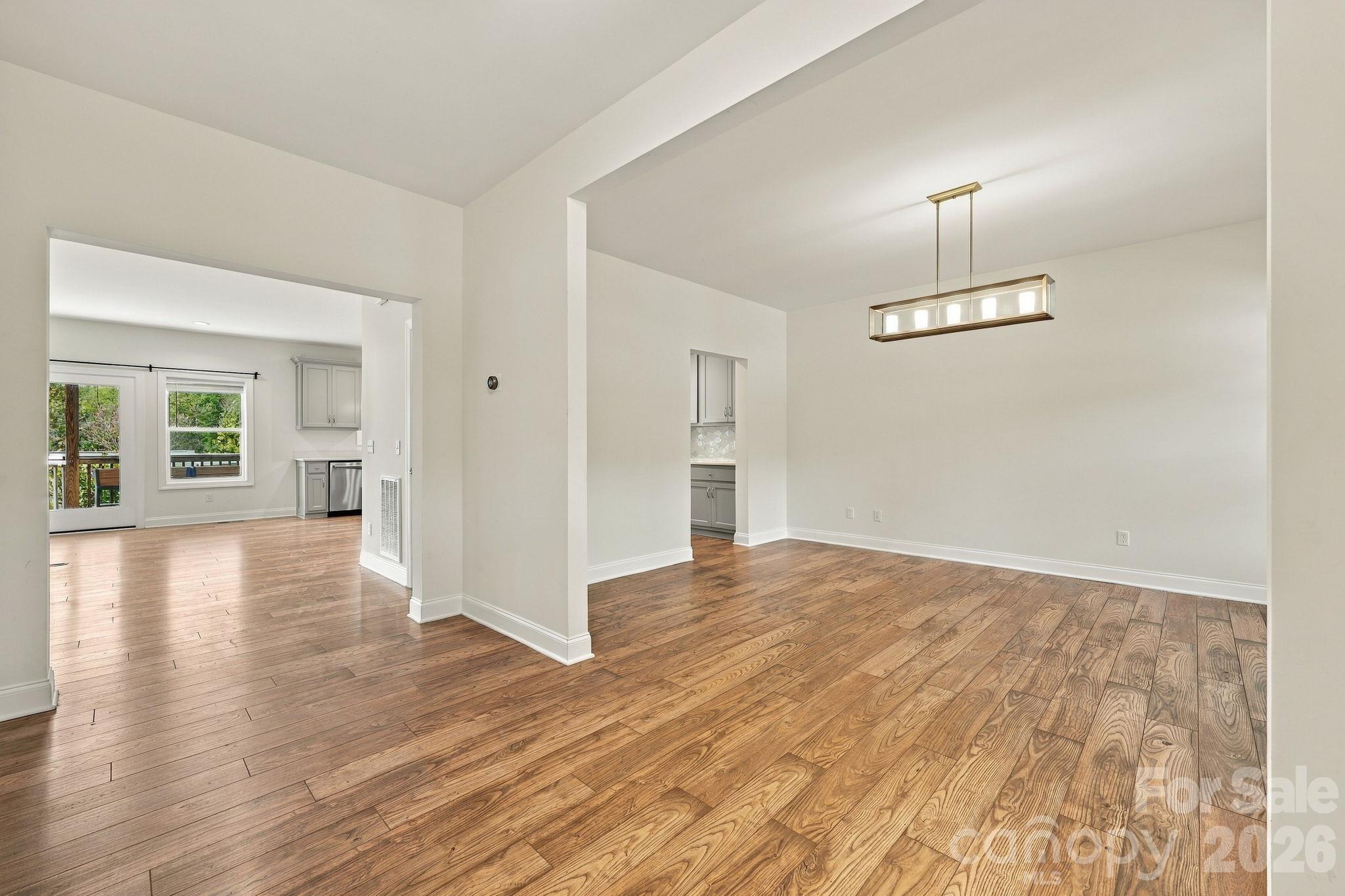 68 Rock View Court