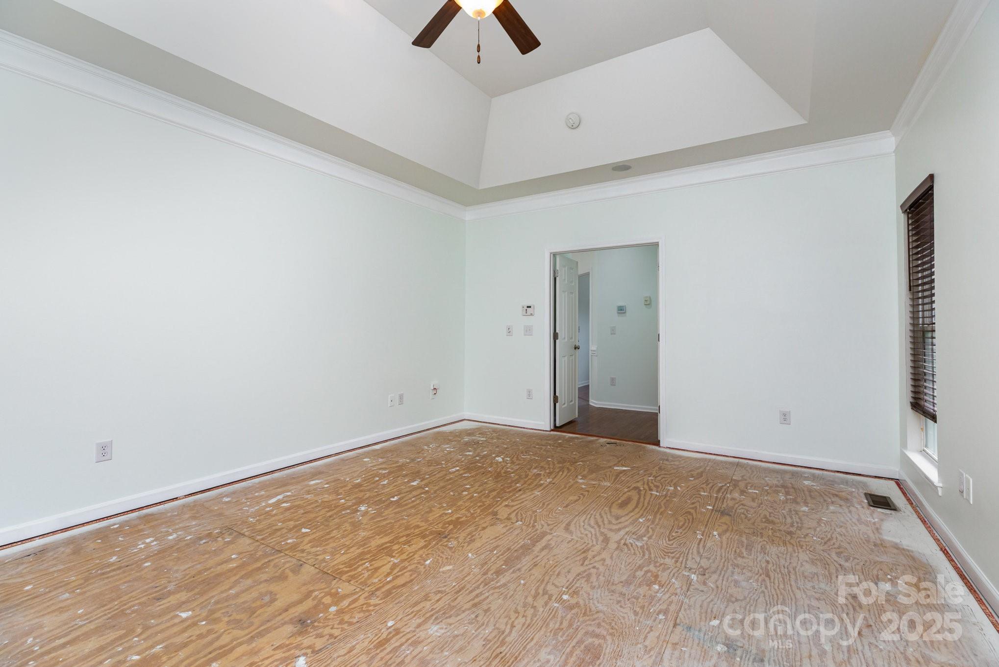 Gates At Waterside - Residential