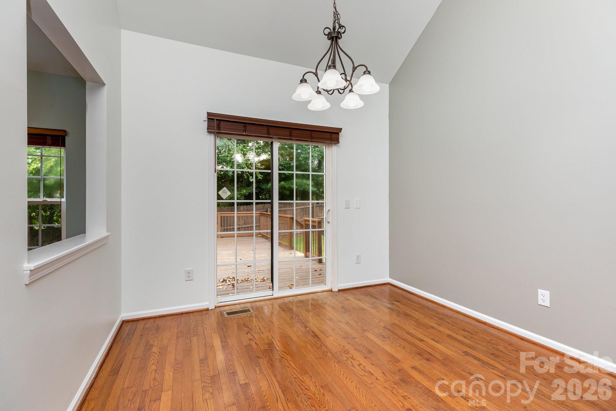 Gates At Waterside - Residential