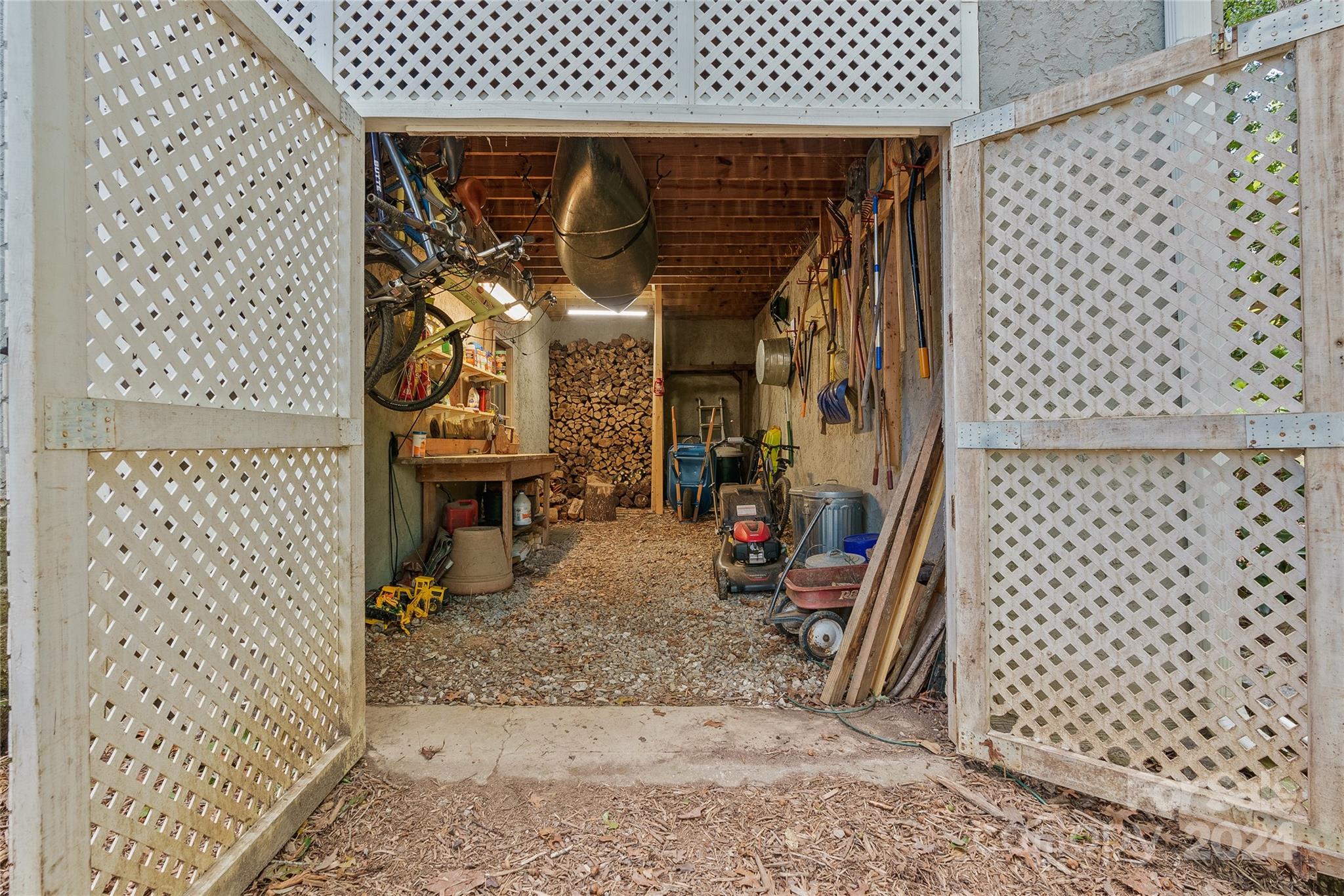 Mills Pointe - Residential