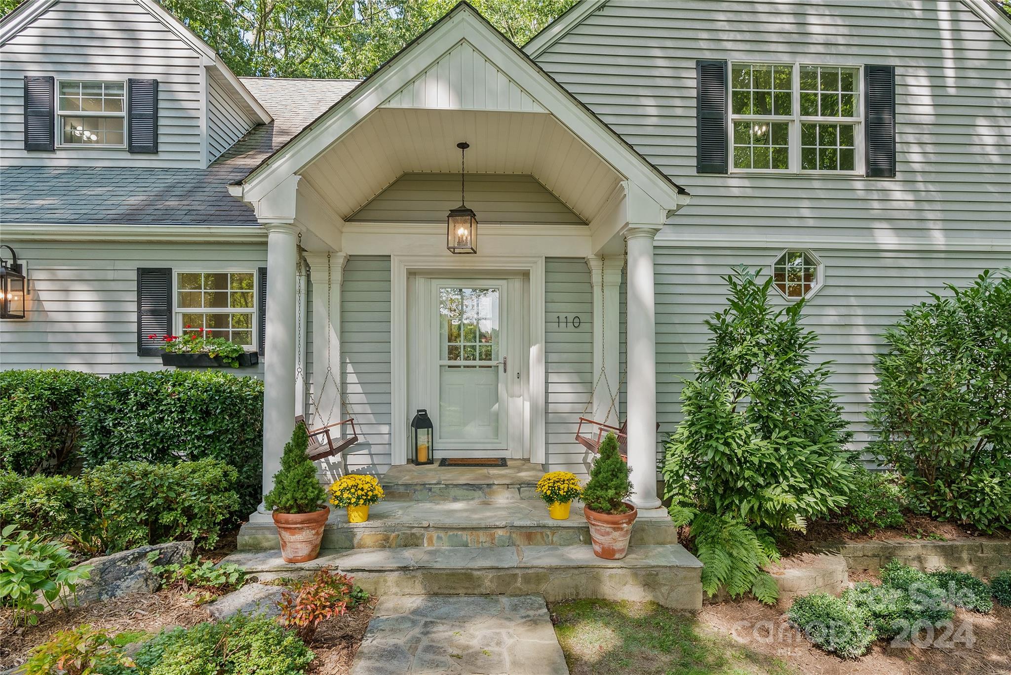 Mills Pointe - Residential