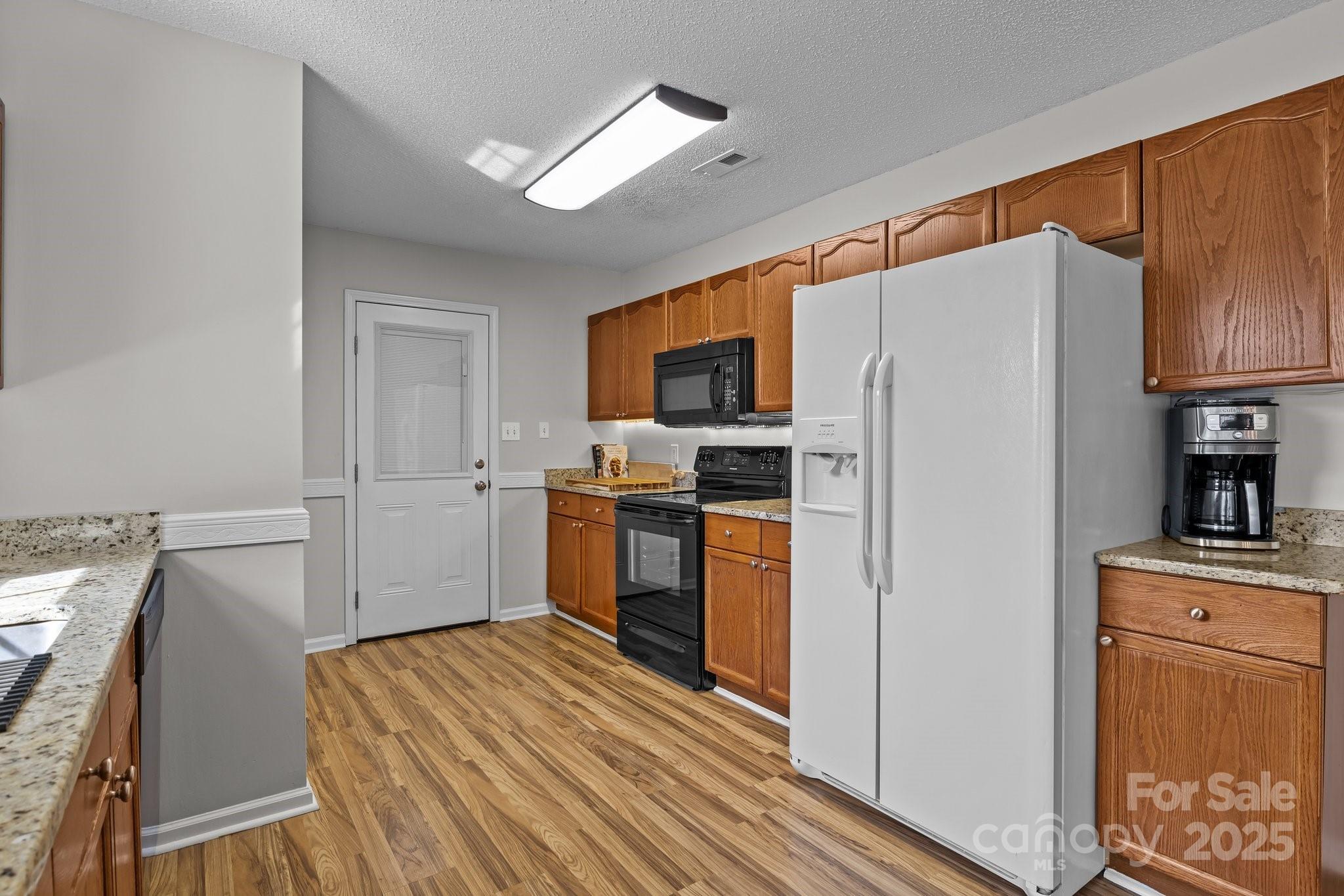 Tall Oaks - Residential