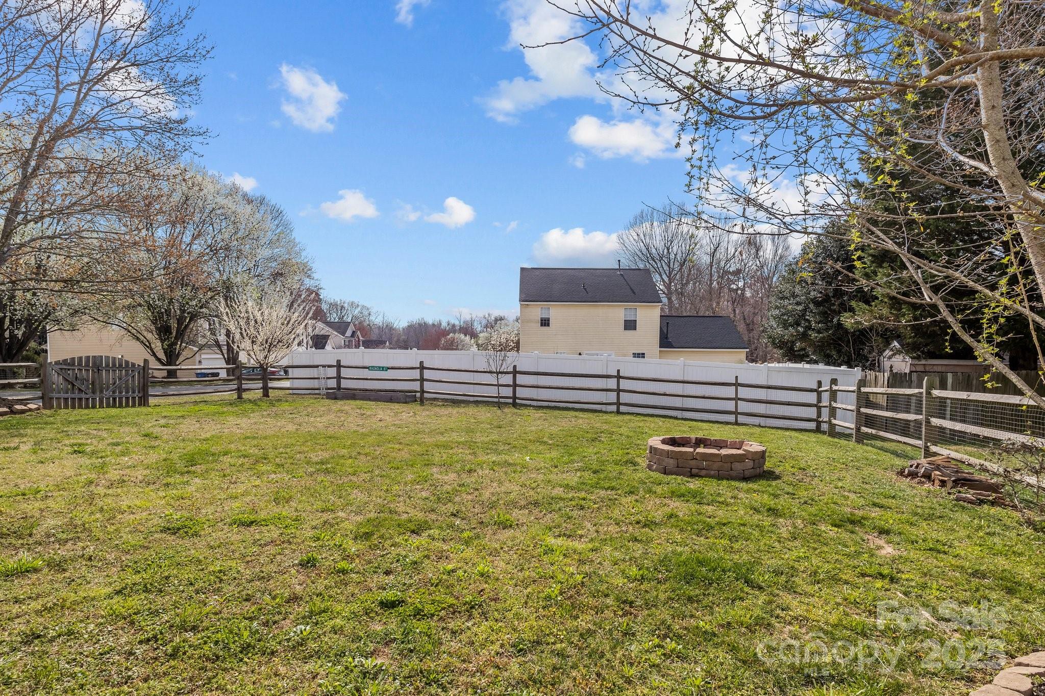 Tall Oaks - Residential