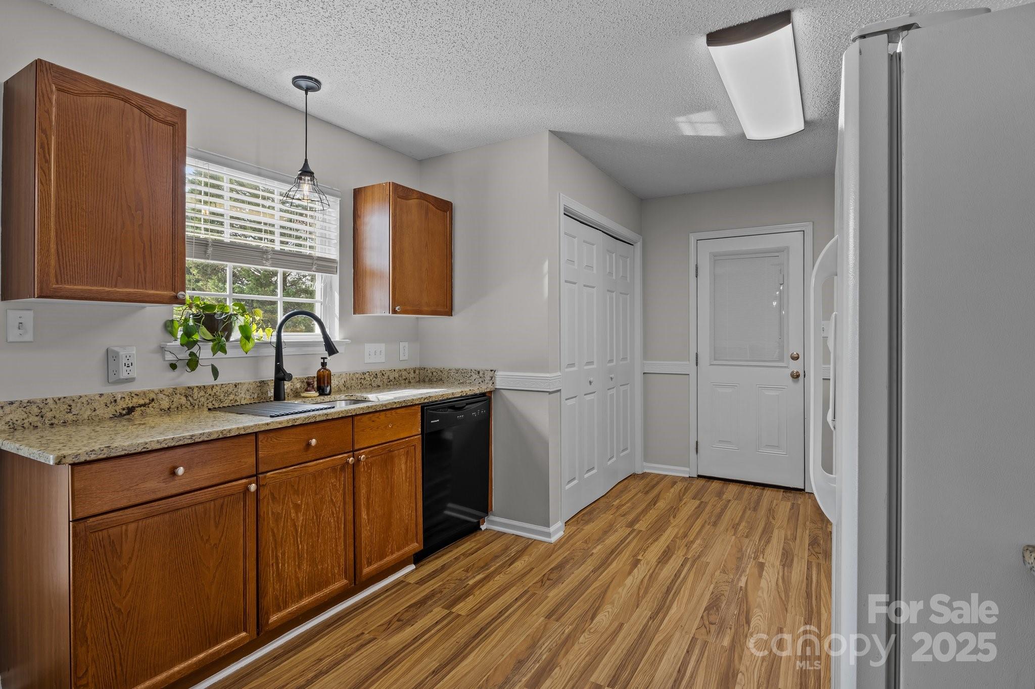 Tall Oaks - Residential