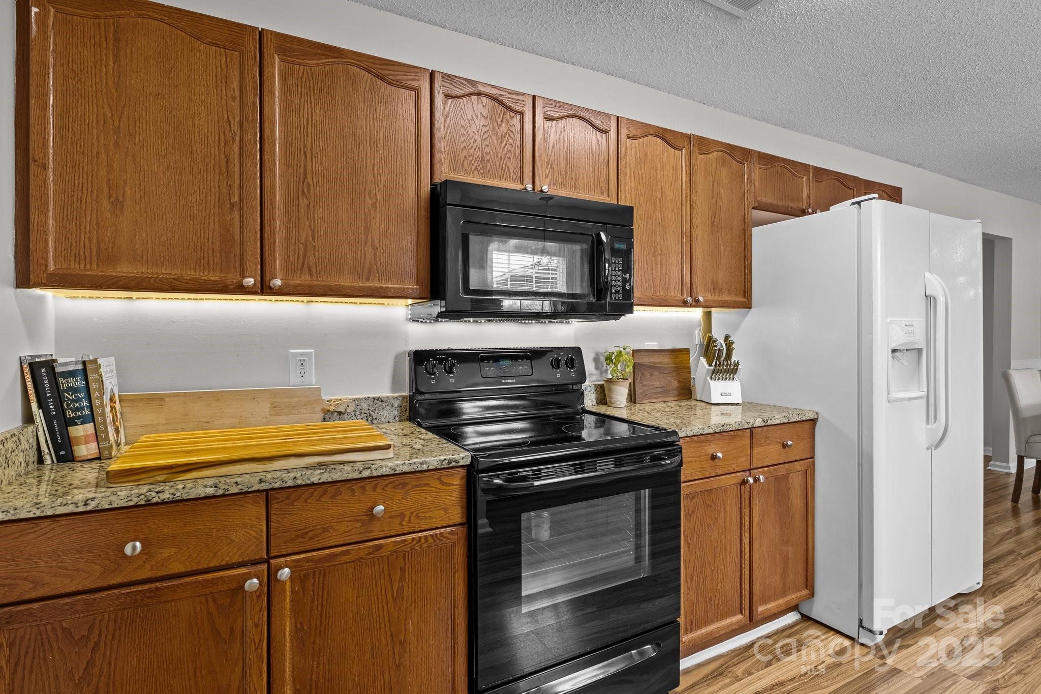 Tall Oaks - Residential