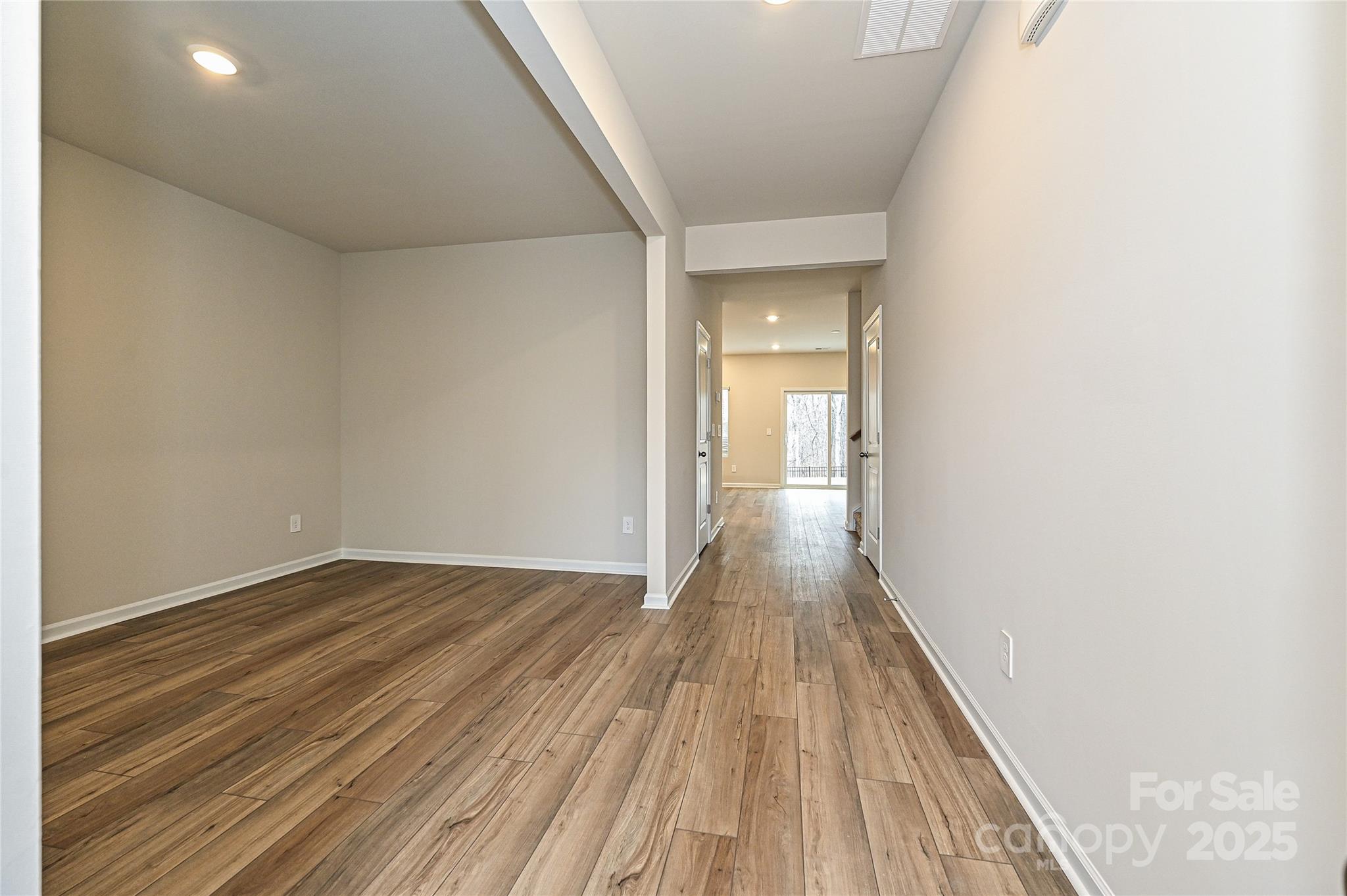 2159 Sunflower Circle