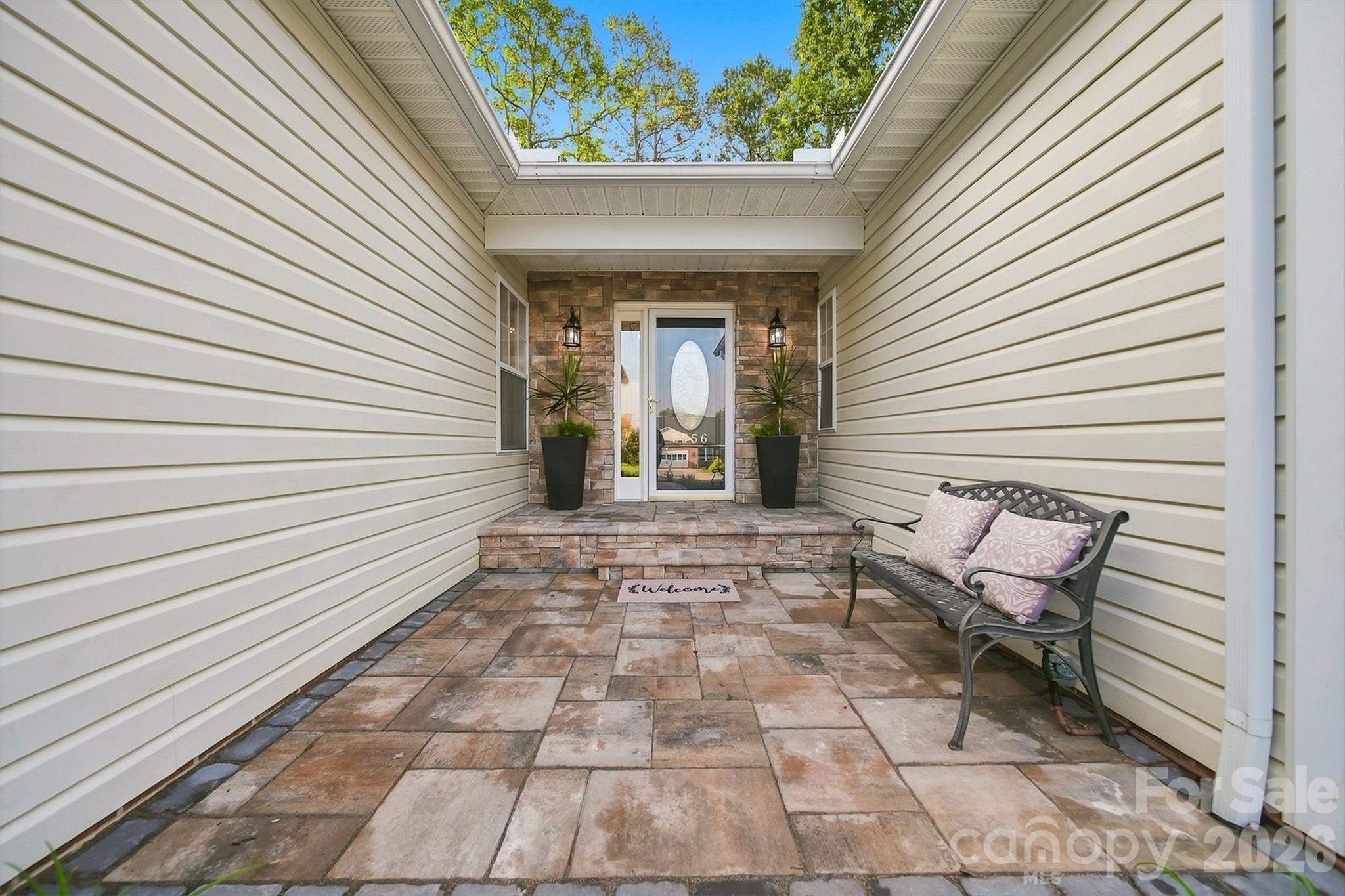 2556 23rd Street Drive NE