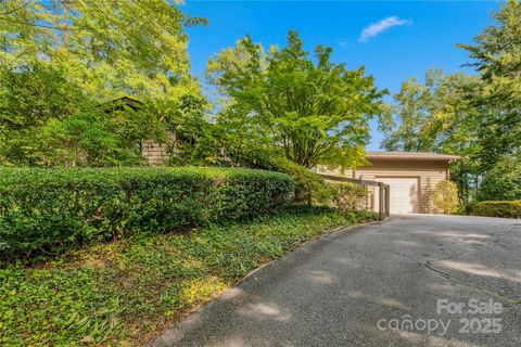 A home in Tryon